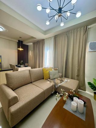 For Rent Interior Decorated 2BR Bi Level at Montane Bgc for 120K