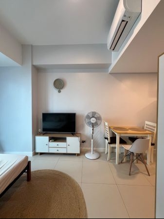 Minimalist Studio within IT Park