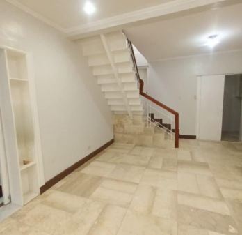 House for Rent at Project 2 Quezon City