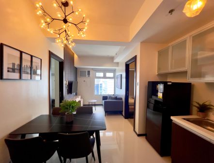 Fully Furnished 2 Bedroom Unit in Trion Towers Bgc Taguig