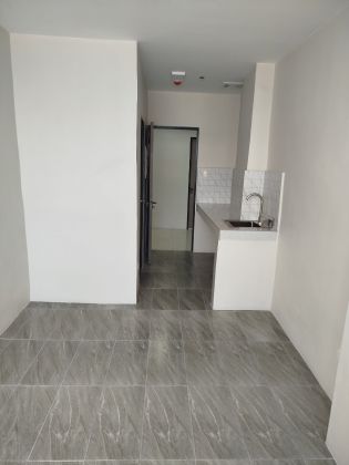 Unfurnished Studio Unit at Brait Tower for Rent