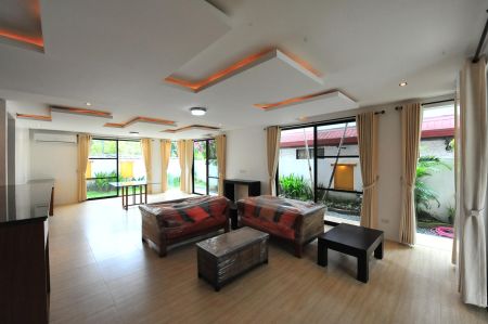 Ayala Alabang 3 Bedroom Modern House for Rent in Alabang Muntinlu