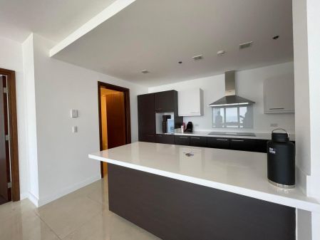 3Bedroom for Lease at The Suites at One Bonifacio