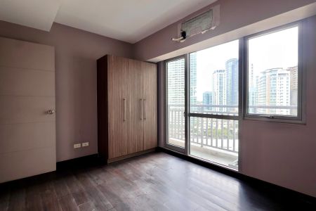 2BR Units in Acqua Private Residences Mandaluyong Rockwell 