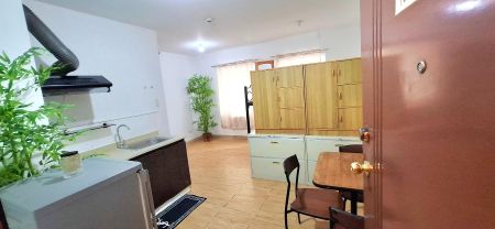 Semi Furnished Studio Condo Unit for Rent at Fountain Breeze