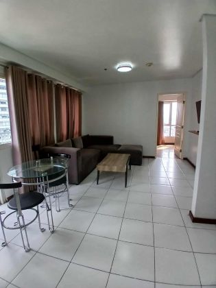 Fully furnished one bedroom with Balcony facing RCBC Plaza