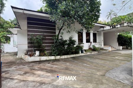 Split Level House for Rent in Dasmarinas Village Makati City