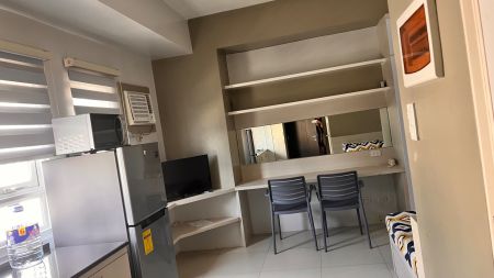 FOR RENT FURNISHED CORNER STUDIO UNIT THE PEARL PLACE