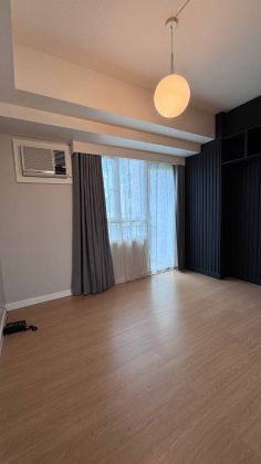 34sqm Studio with Balcony at the Grove Rockwell