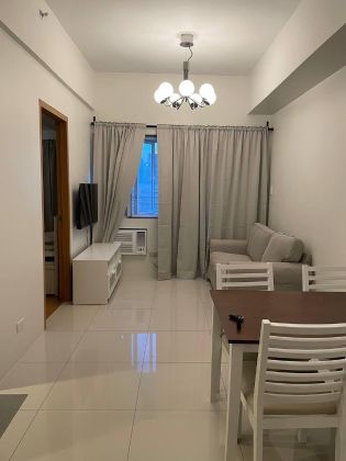 Fully Furnished 1 Bedroom Unit at Times Square West for Rent