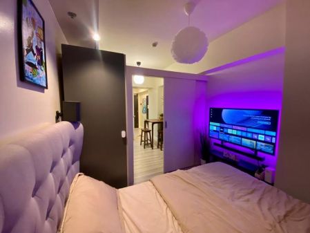 Semi Furnished Studio Unit at Avida Towers Verge for Rent