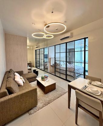 One Uptown Residence 1 Bedroom Furnished for Rent in Taguig