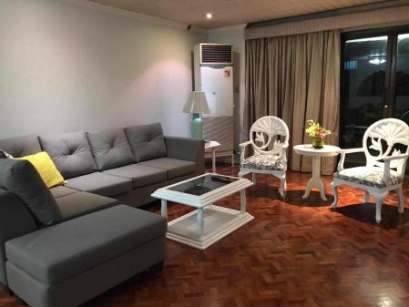 Fully Furnished 3 Bedroom in Le Metropole Makati near RCBC