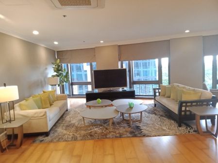 Fully Furnished 3BR Unit at Essensa East Forbes for Rent