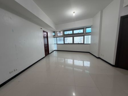 2 Bedrooms Cityplace Binondo beside Lucky Chinatown Mall