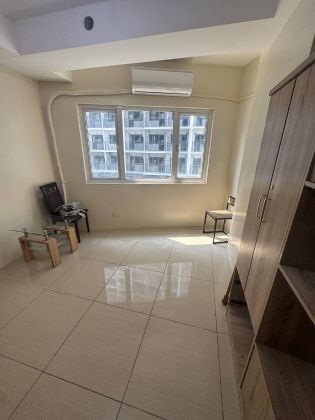 Spacious 1BR Unit at Shell Residences near Double Dragon MOA