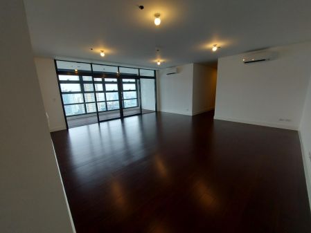 3 Bedroom Unit for Rent in Garden Towers Makati with Nice View
