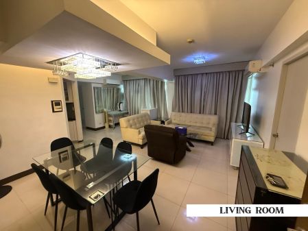 Spacious 3 Bedroom Unit in Parkside Villas