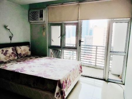 Fully Furnished Studio in Greenbelt Chancellor Makati