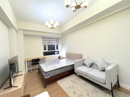 Semi Furnished Studio Unit at the Arton by Rockwell QC