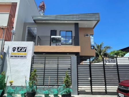 2BR Newly Furnished Townhouse within Cebu City