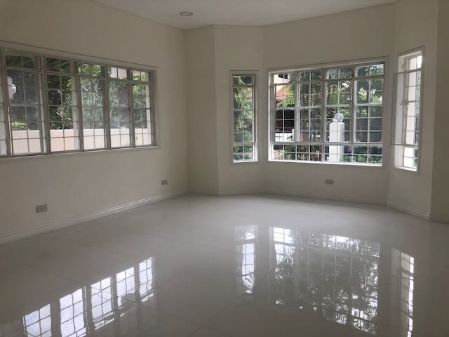 For Rent 2 Storey Newly Renovated House and Lot in Alabang Hills