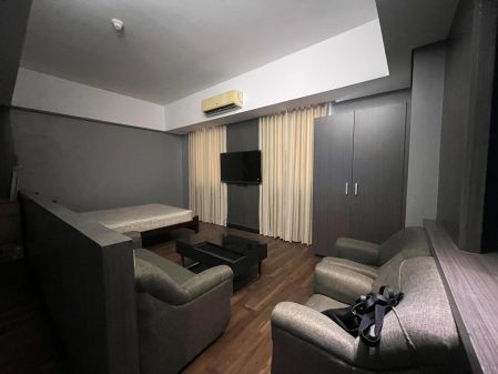Fully Furnished Studio Unit for Rent in Bgc F1 Residences