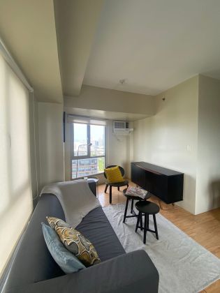 2 Bedroom Furnished in Avida Towers Alabang