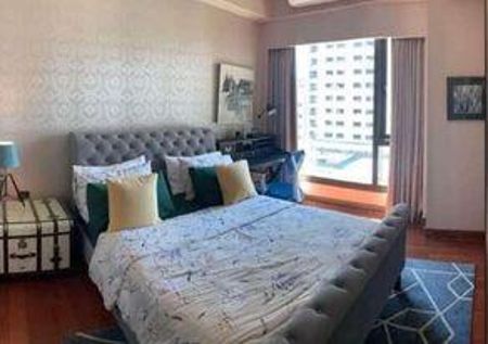 Fully Furnished 2BR for Rent in Shang Grand Tower Makati
