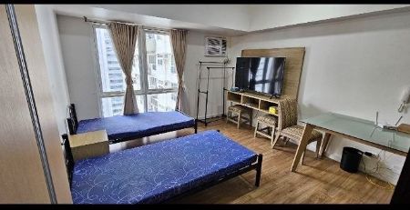 Fully Furnished Studio at The Lerato Condo for Lease
