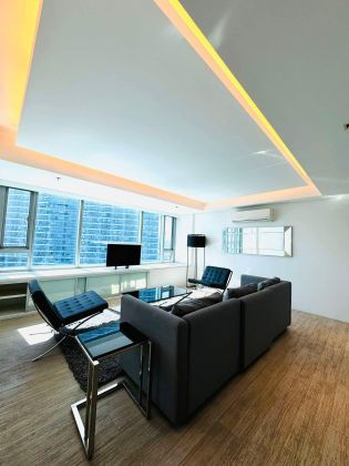 Fully Furnished 2BR for Rent in Alphaland Makati Place