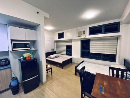 For Rent Studio Unit in The Levels Alabang Anaheim Tower Muntinlu