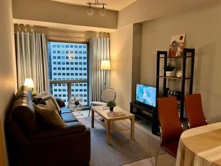 1 Bedroom Condo for Rent in Forbeswood Parklane BGC Taguig 