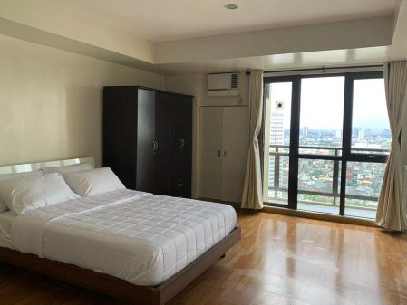 2BR Unit for Rent at Grand Soho Makati 
