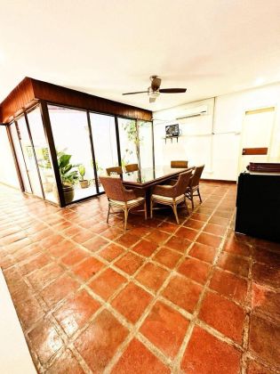 San Lorenzo Village Makati City ll 3 Bedroom Unit