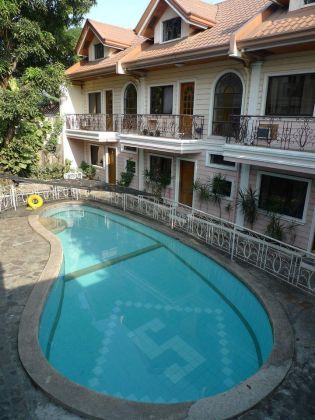Unfurnished 4 Bedrooms for Rent in Varsity Hills