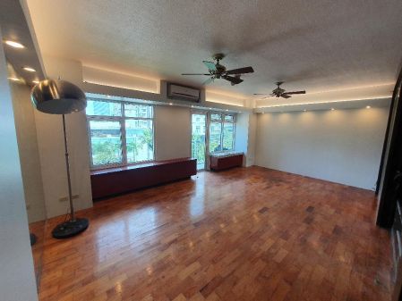 2BR Unit in One Serendra Palm Tower