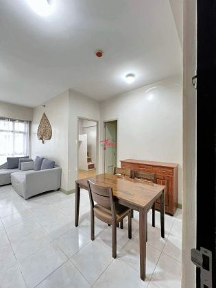 Fully Furnished 2 Bedroom Unit at Suntrust Treetop Villas