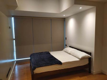 Fully Furnished 1 Bedroom Unit at The Seasons Residences