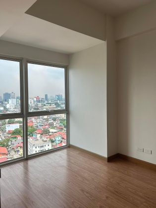 Bare 1BR with Balcony at Times Square West