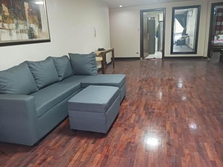 Fully Furnished 2 Bedroom Unit in Easton Place Salcedo Village