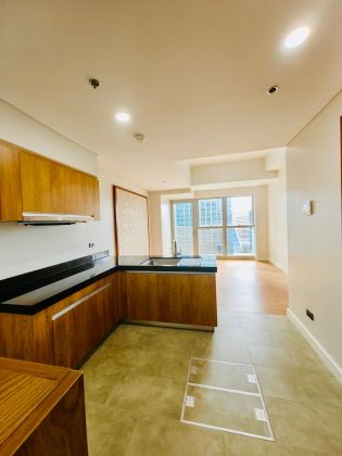 2 Bedroom Suite 80 sqm Unfinished Mitsukoshi