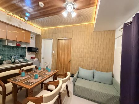 Fully Furnished 1 Bedroom Grand Riviera Suites at Padre Faura