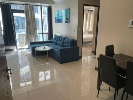 Fully Furnished 1 Bedroom Unit at The Florence for Rent