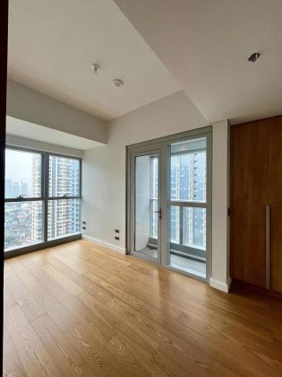 Brand new 3BR for Lease in Natsu Seasons Residences Bgc