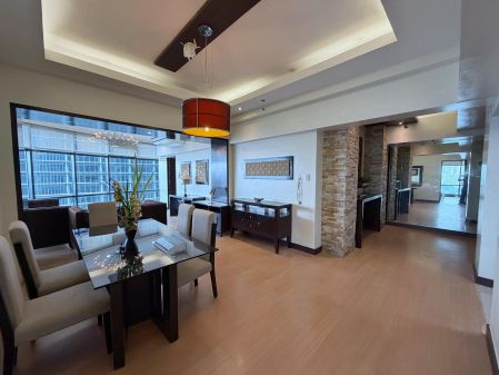 Furnished 2 Bedroom Unit in Malayan Plaza Ortigas Pasig