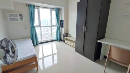 For Rent Studio Unit Fully Furnished in Axis Residences Tower