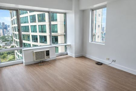 3BR at Bellagio Towers Tower 2 Bgc Taguig City