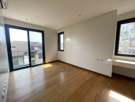 Semi Furnished 5BR House for Rent at McKinley Hill Village