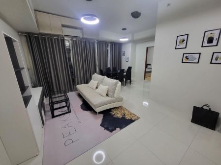 Fully Furnished 2 Bedroom Unit in Central Park West for Rent